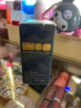 PAT MCGRATH Labs Skin Fetish: Sublime Perfection Foundation